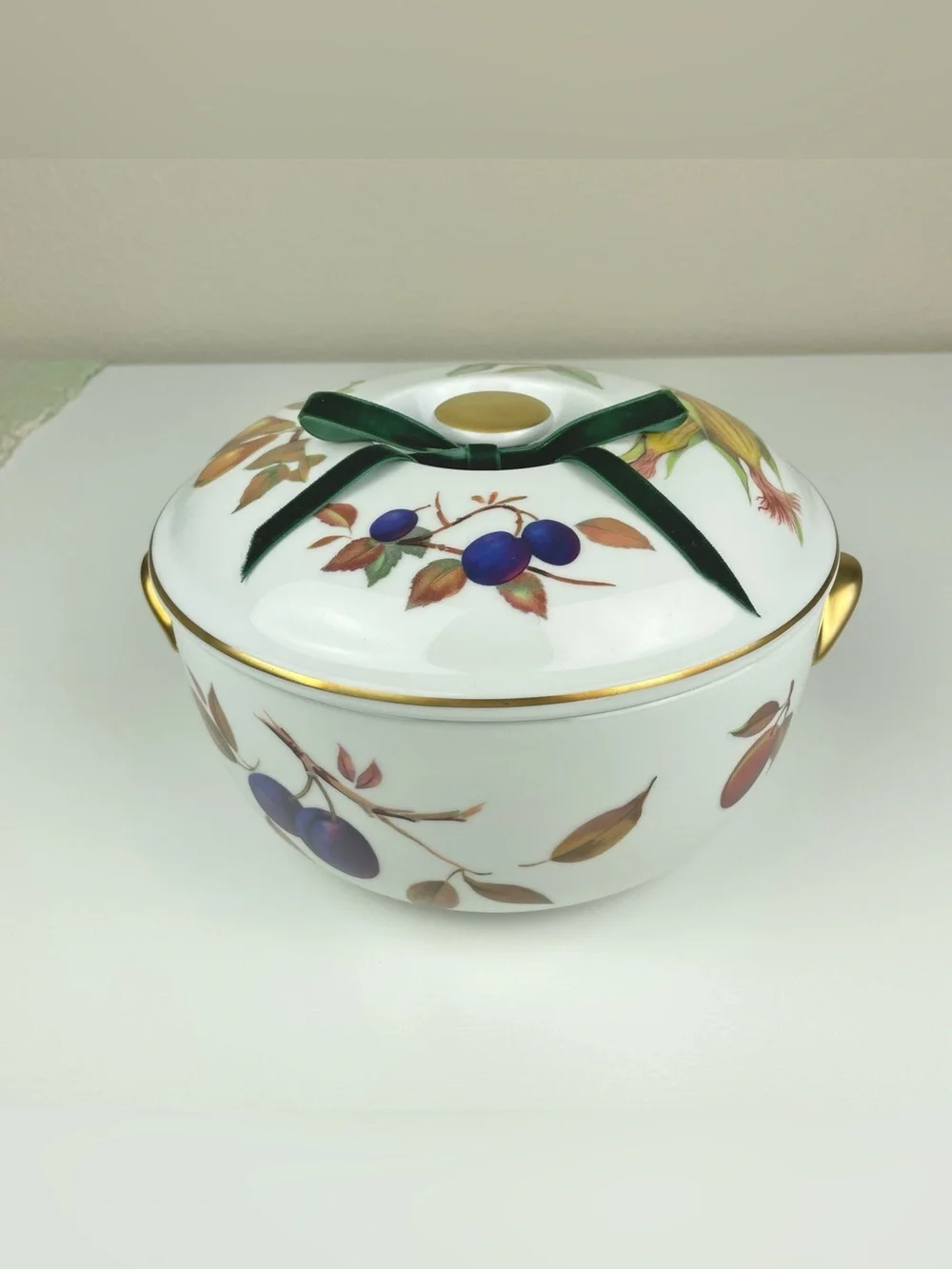 Vintage 1960s royal